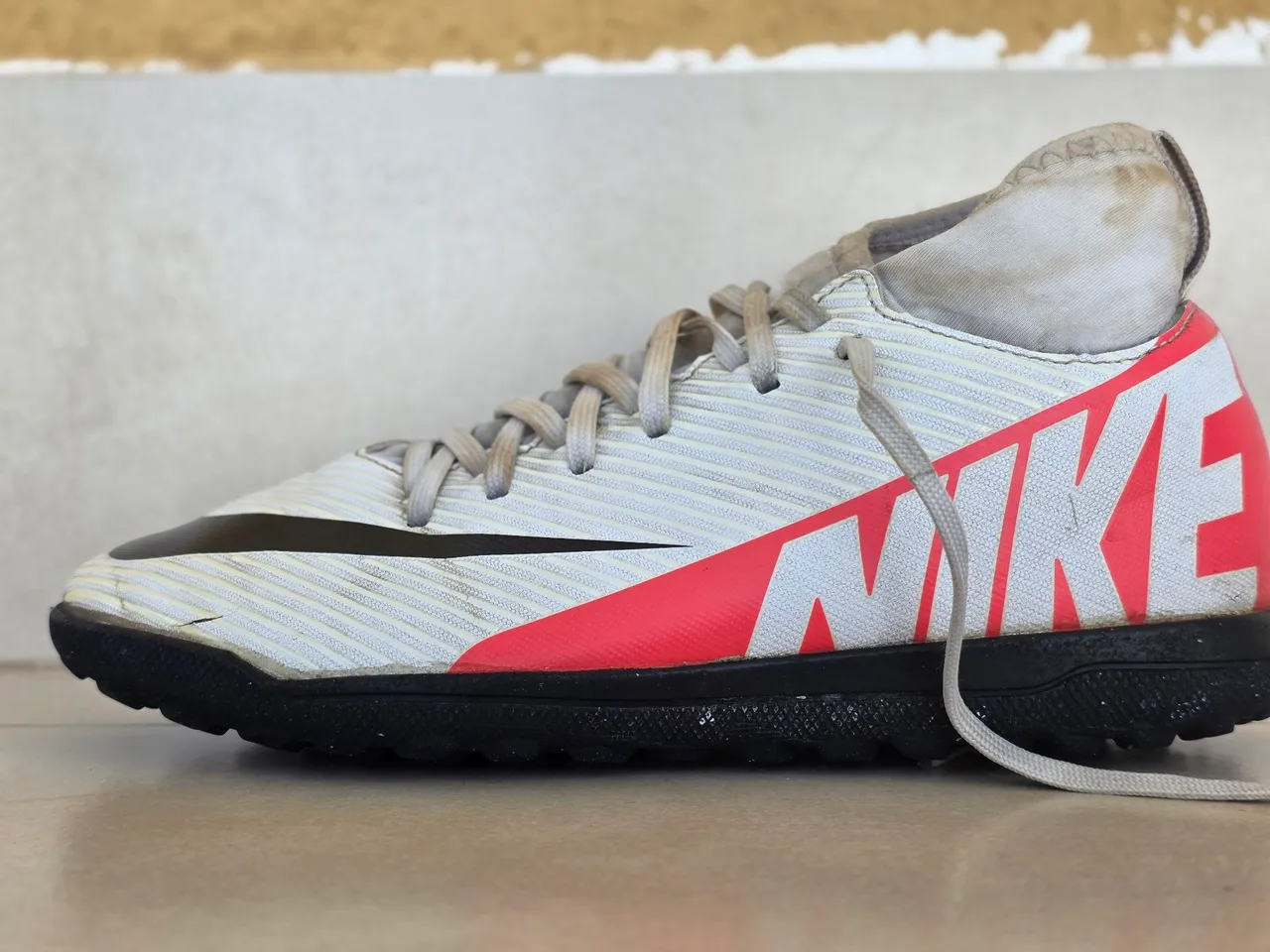 Chuteira Nike Mercurial Tornozeleira