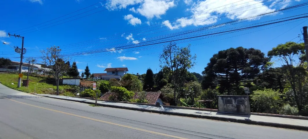 Terreno c/ 2 casas no bairro Progresso em São Bento do Sul - SC