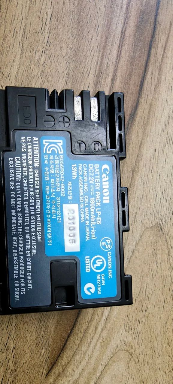 Canon 60D mais duas lentes.  70-300mm sigmaDG. E uma 18-135mm Canon  - Foto 6