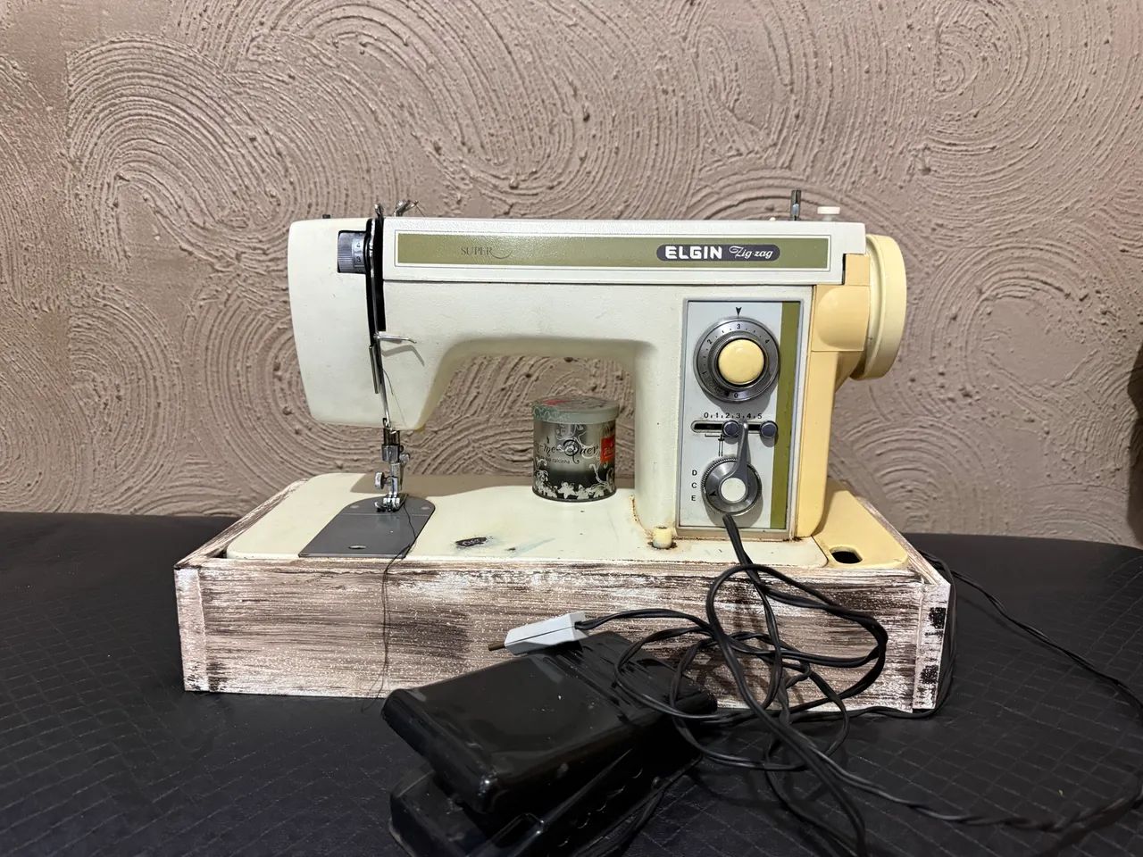 Máquina de costura Elgin Zig Zag64850146126338121