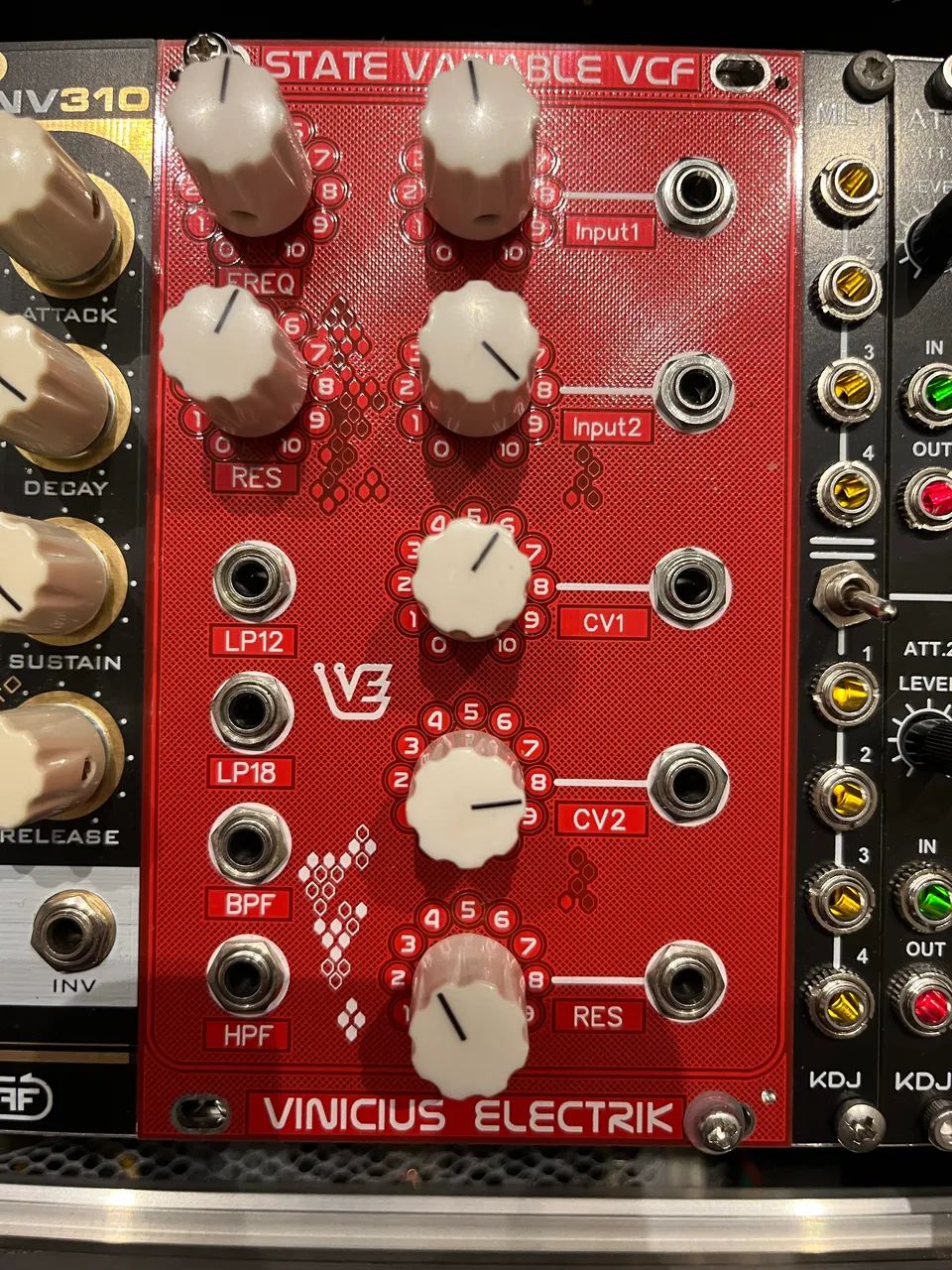 Módulo Eurorack State Variable VCF Vinicius Electrik