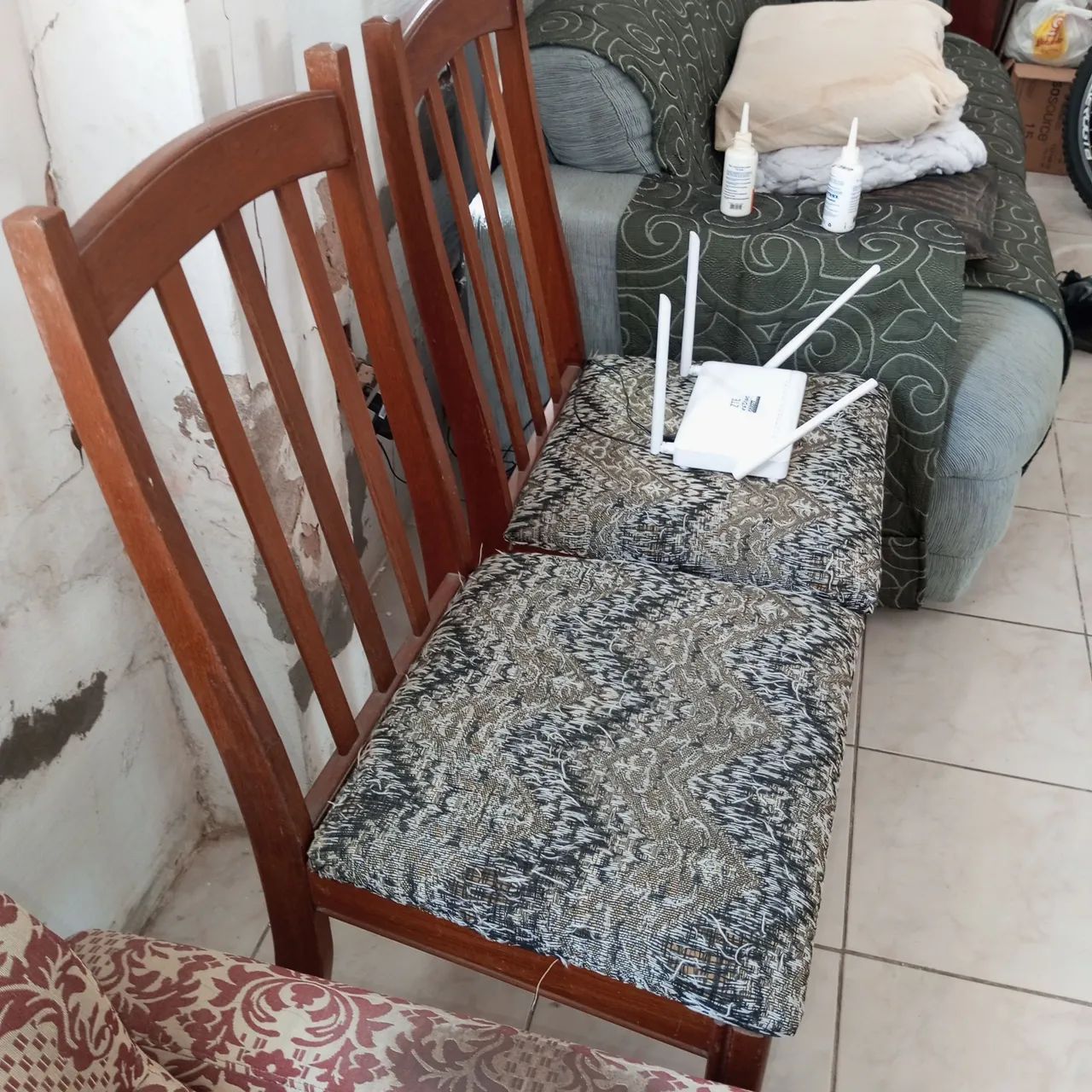 Mesa relíquia e rara de Madeira Maciça - Foto 3