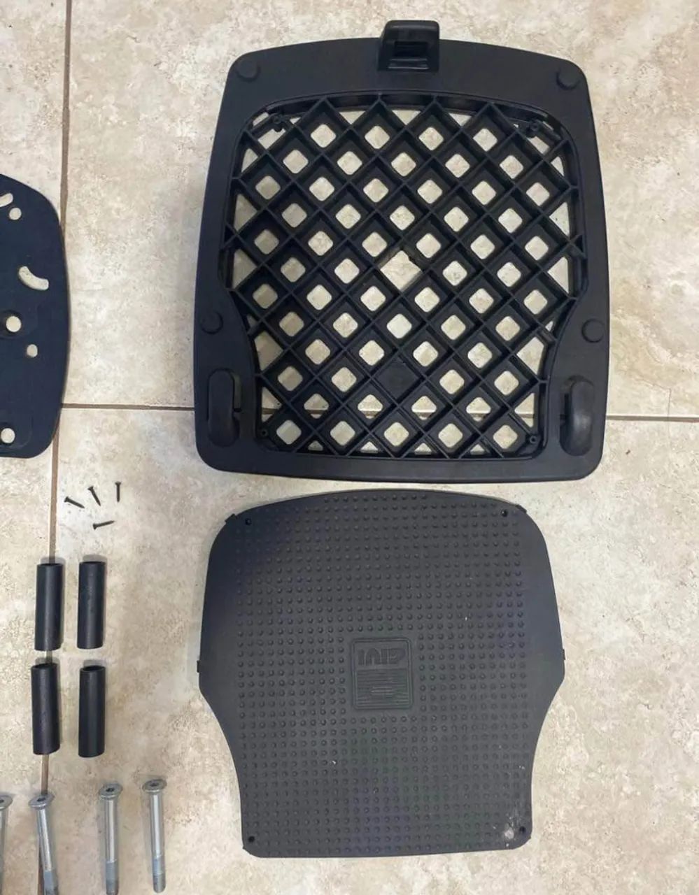 Baú Givi 47 Litros ( Barato) - Foto 5