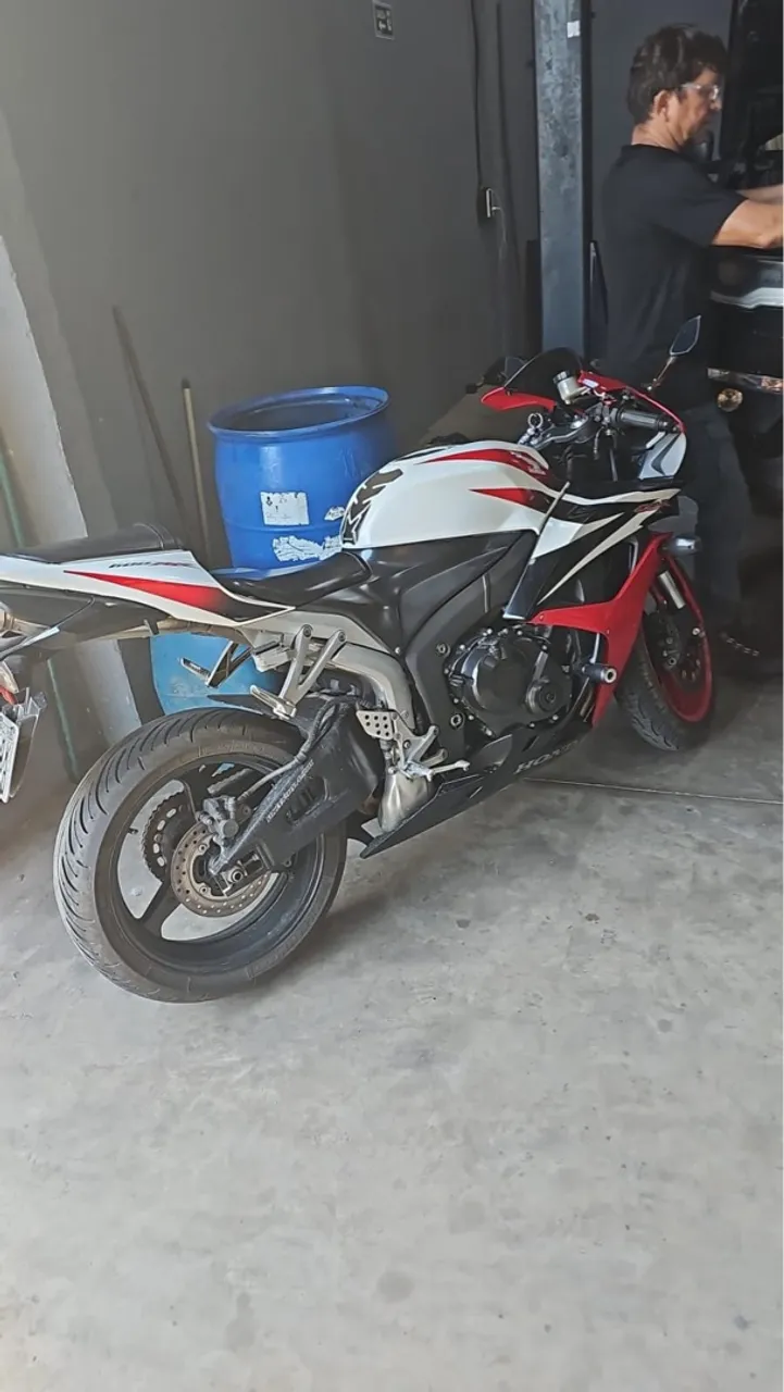 Vende-se ou troca em Saveiro ou Fiorino