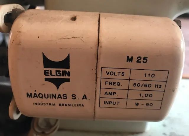 Máquina de costura Singer - Multipunto - Foto 3