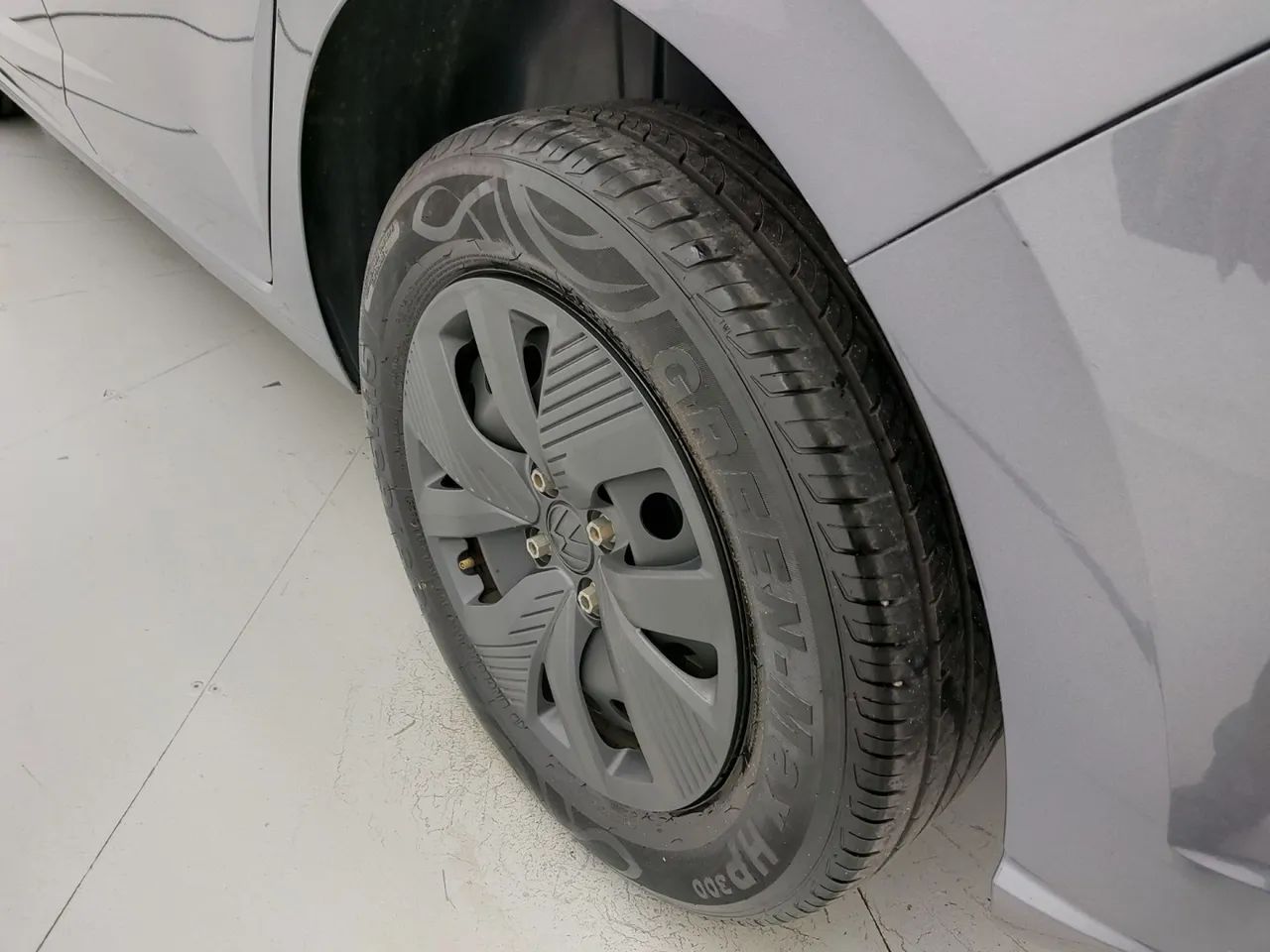 Volkswagen Polo Track 1.0 Flex 12V 5p, foto 12 de 18