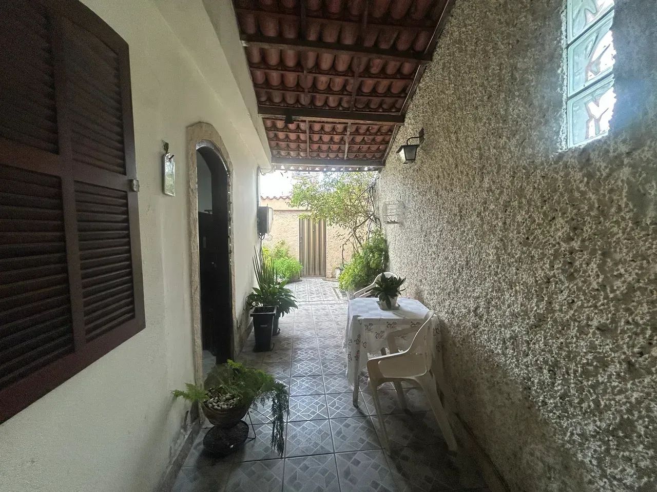 Ótima Casa 4 Quartos em Nilópolis - Foto 3