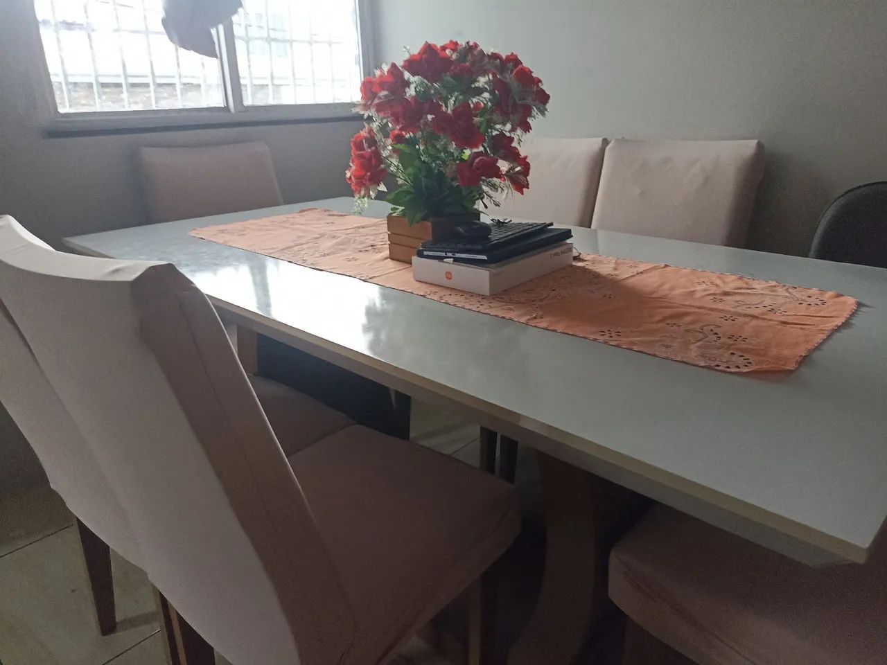 Mesa com 6 cadeiras - Foto 3