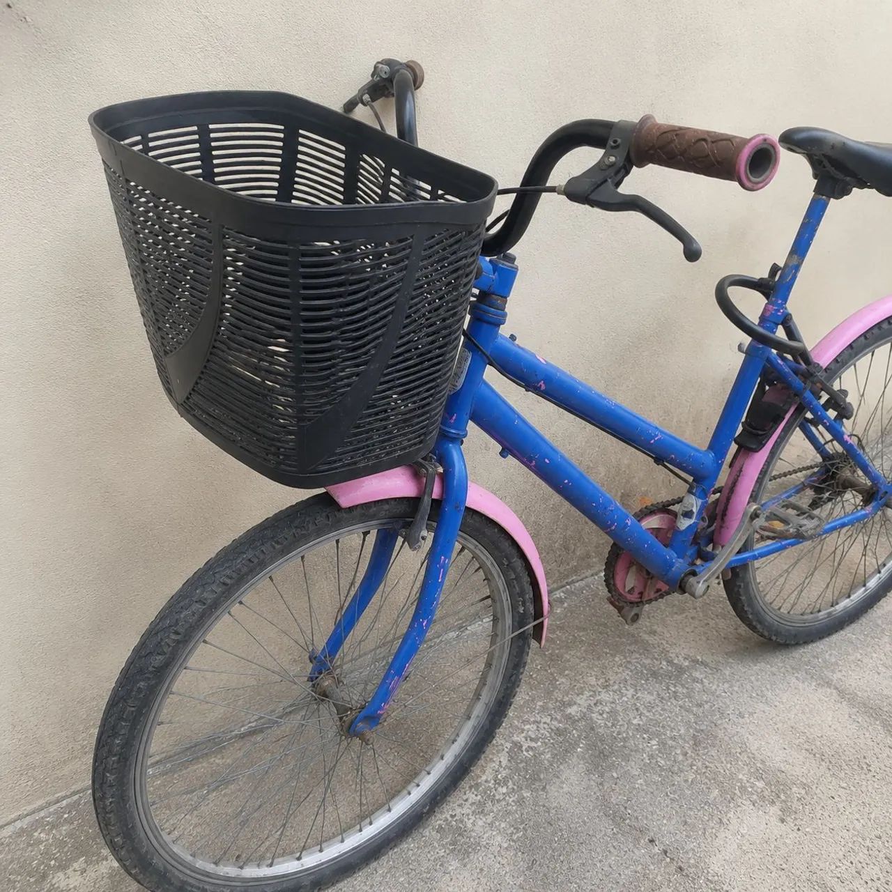 Bicicleta Aro 24 Usada com Cestinha - Tudo Funcionando - Foto 5