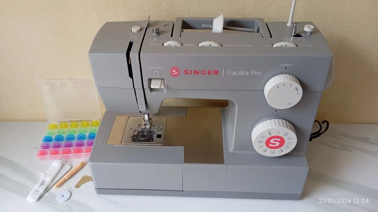 Máquina de costurar  - Foto 3