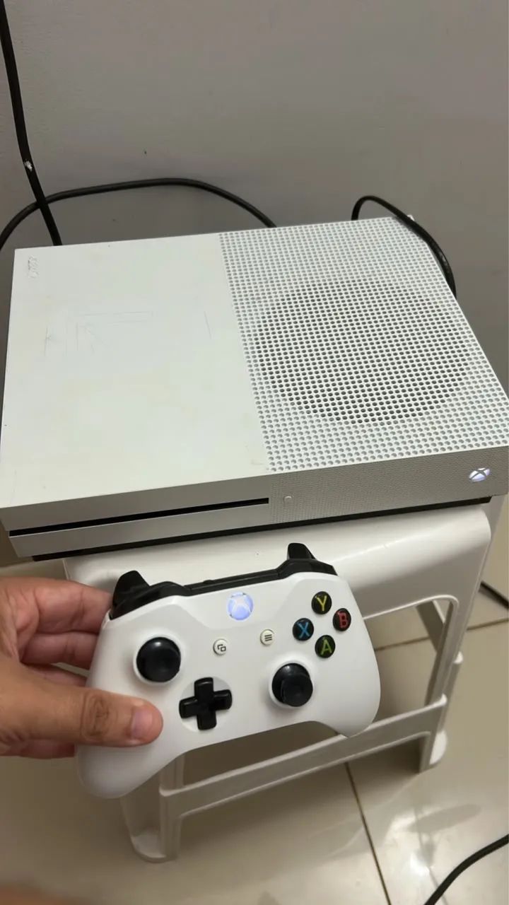 Xbox One S 1TB - Foto 2