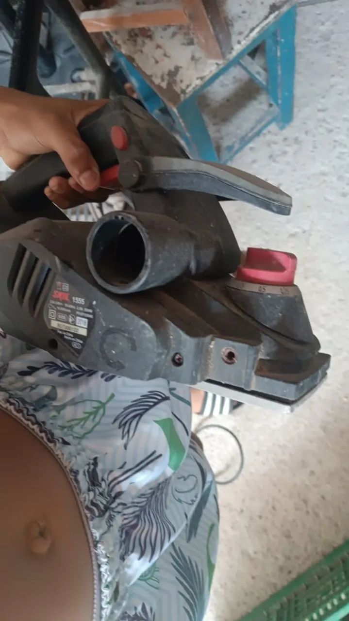 Plaina Elétrica 