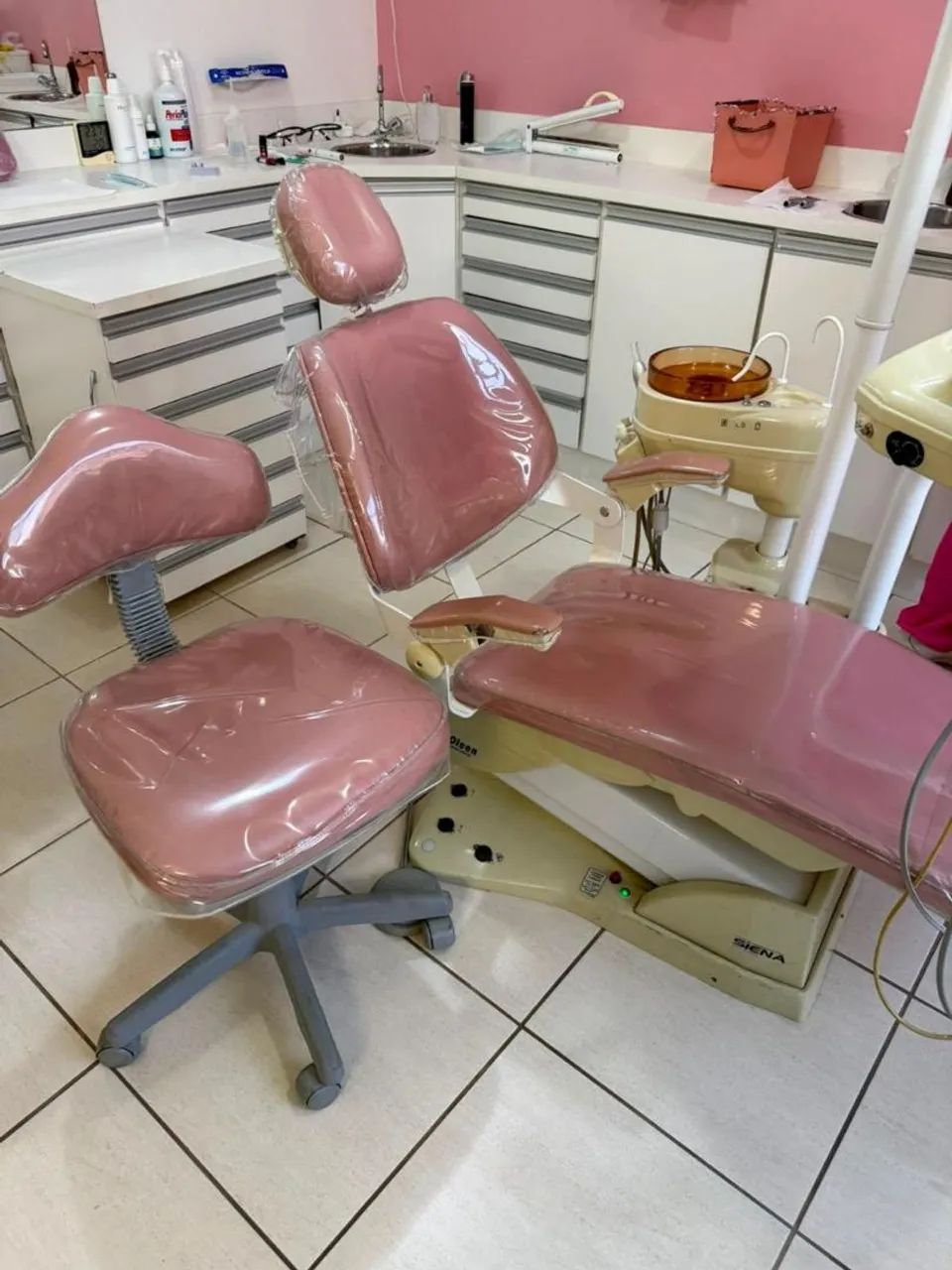 Cadeira de dentista completa