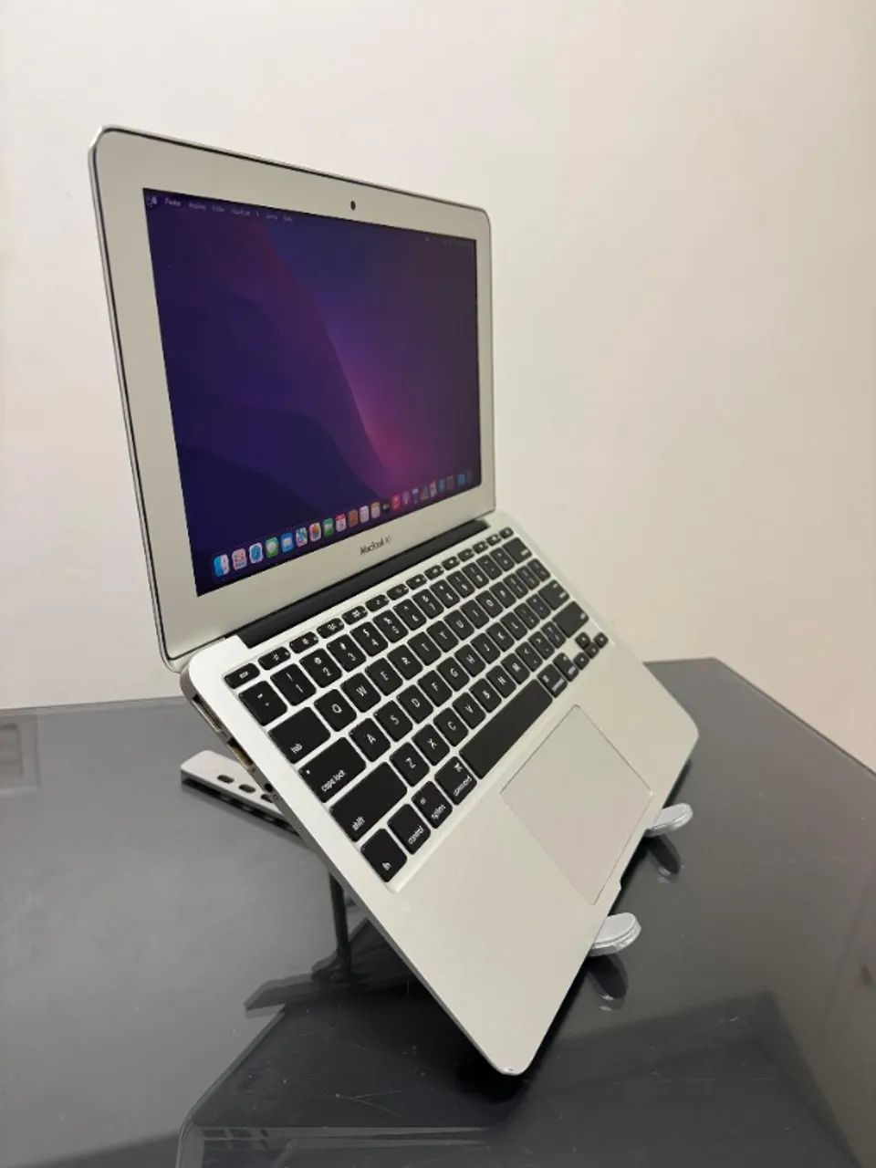 MacBook Air Silver  - i5 - 4 GB RAM - Armazenamento 256GB - 11 Polegadas- -Completo - Foto 2