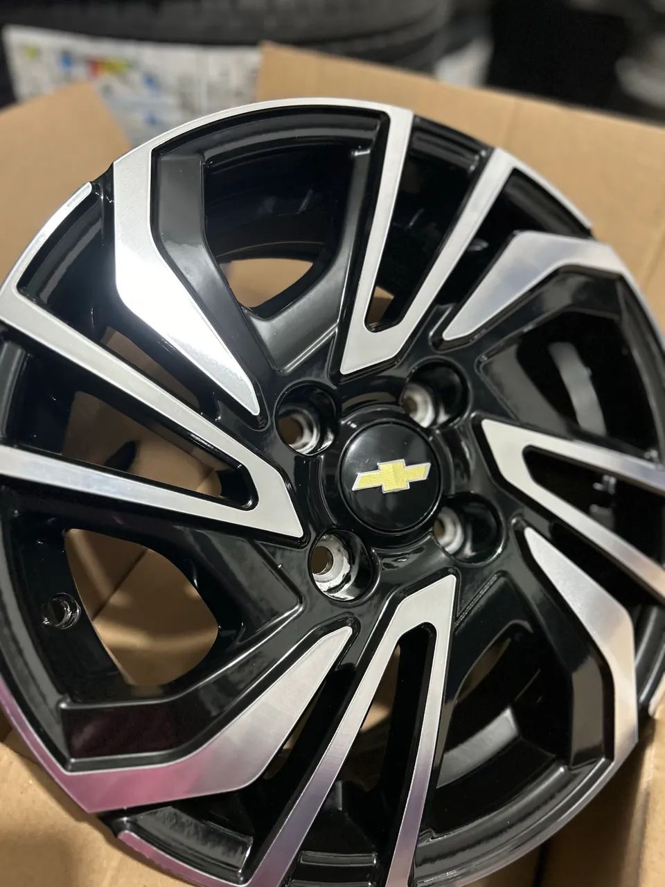 Rodas novas r14 furação 4x100 - Foto 3