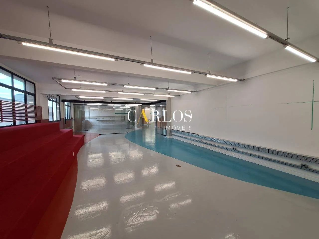 Conjunto de salas no Sion, com aproximadamente 302 m² e 09 vagas de garagem. - Foto 4