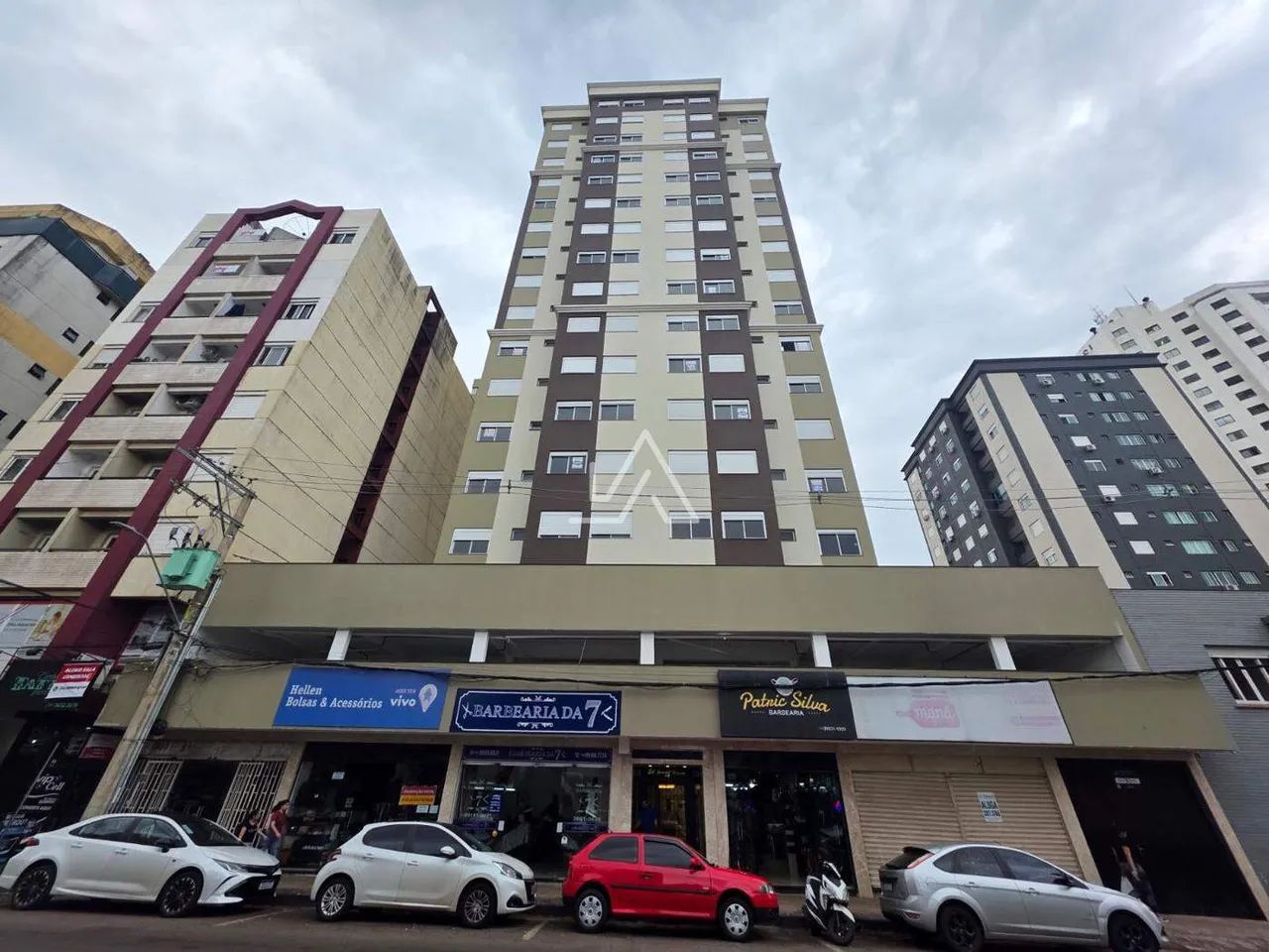 APARTAMENTO STUDIO NOVO NO CENTRO