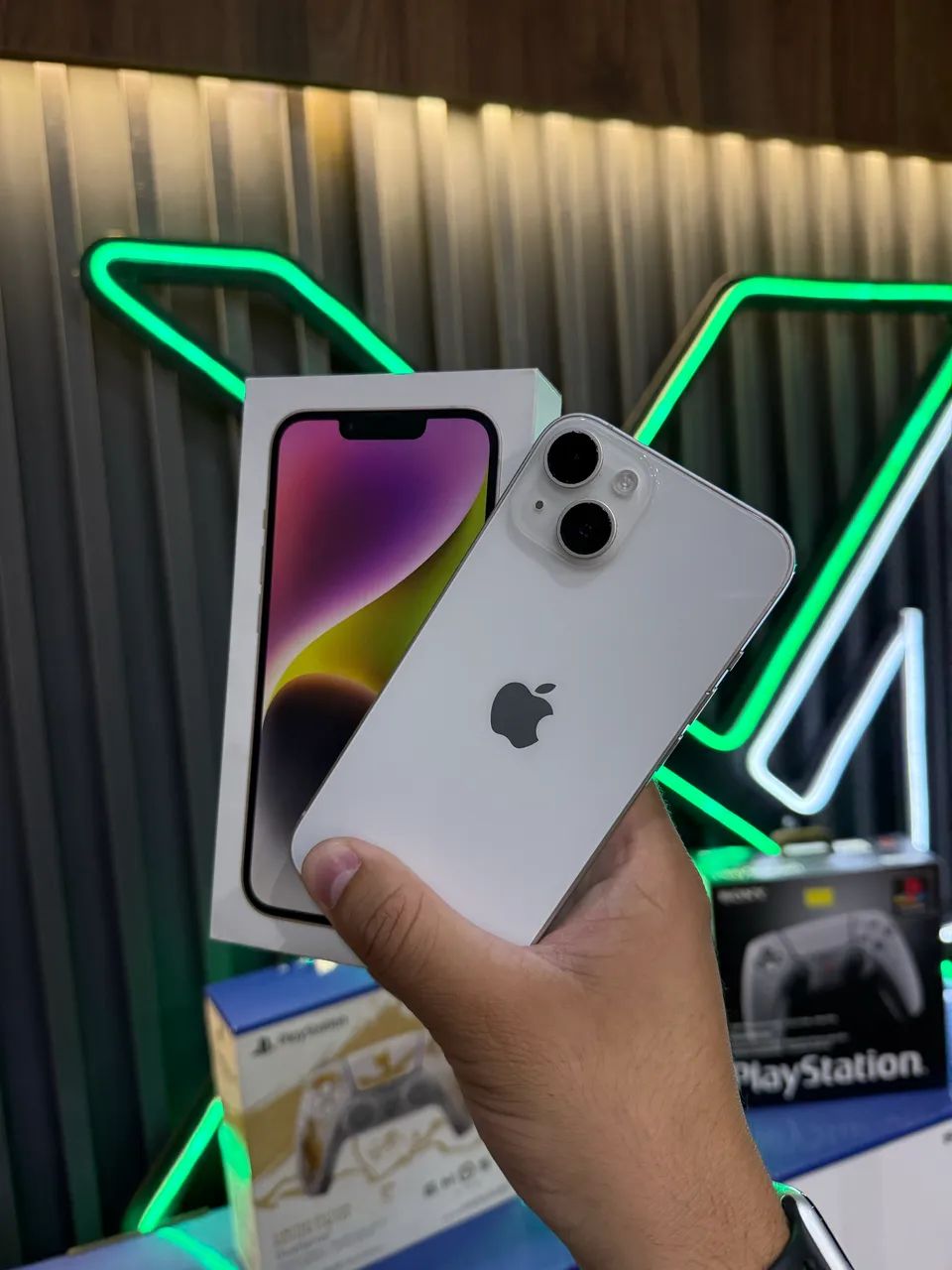 iPhone 14 128gb com garantia - levo até você  - Foto 3