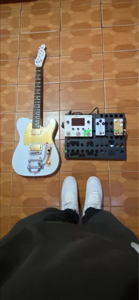 Guitarra Telecaster  - Foto 2