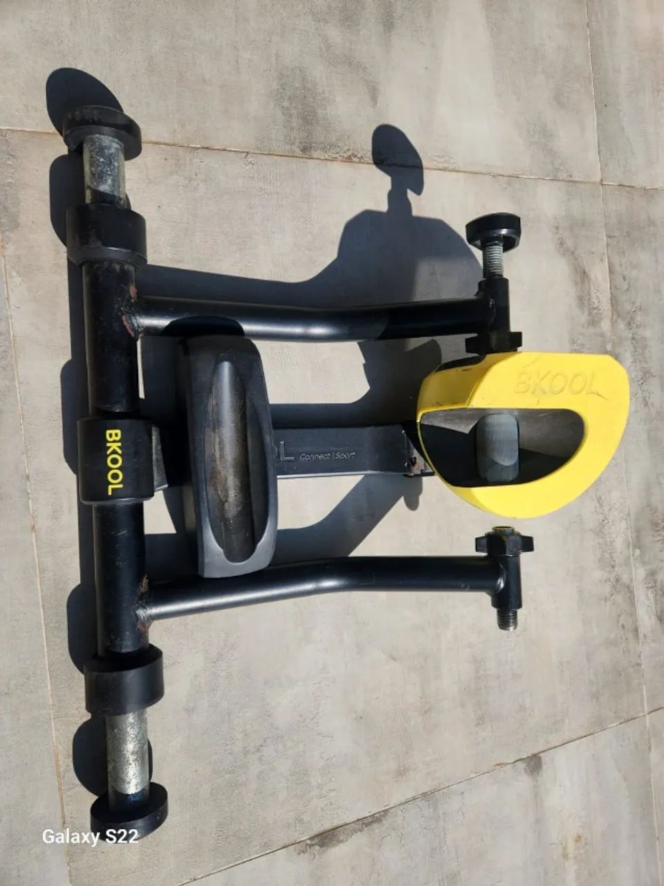 Rolo de treino Bkool Smart Pro 2
