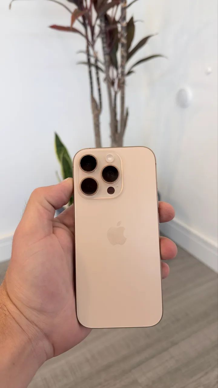 iPhone 16 Pro 128gb Desert  - Foto 2