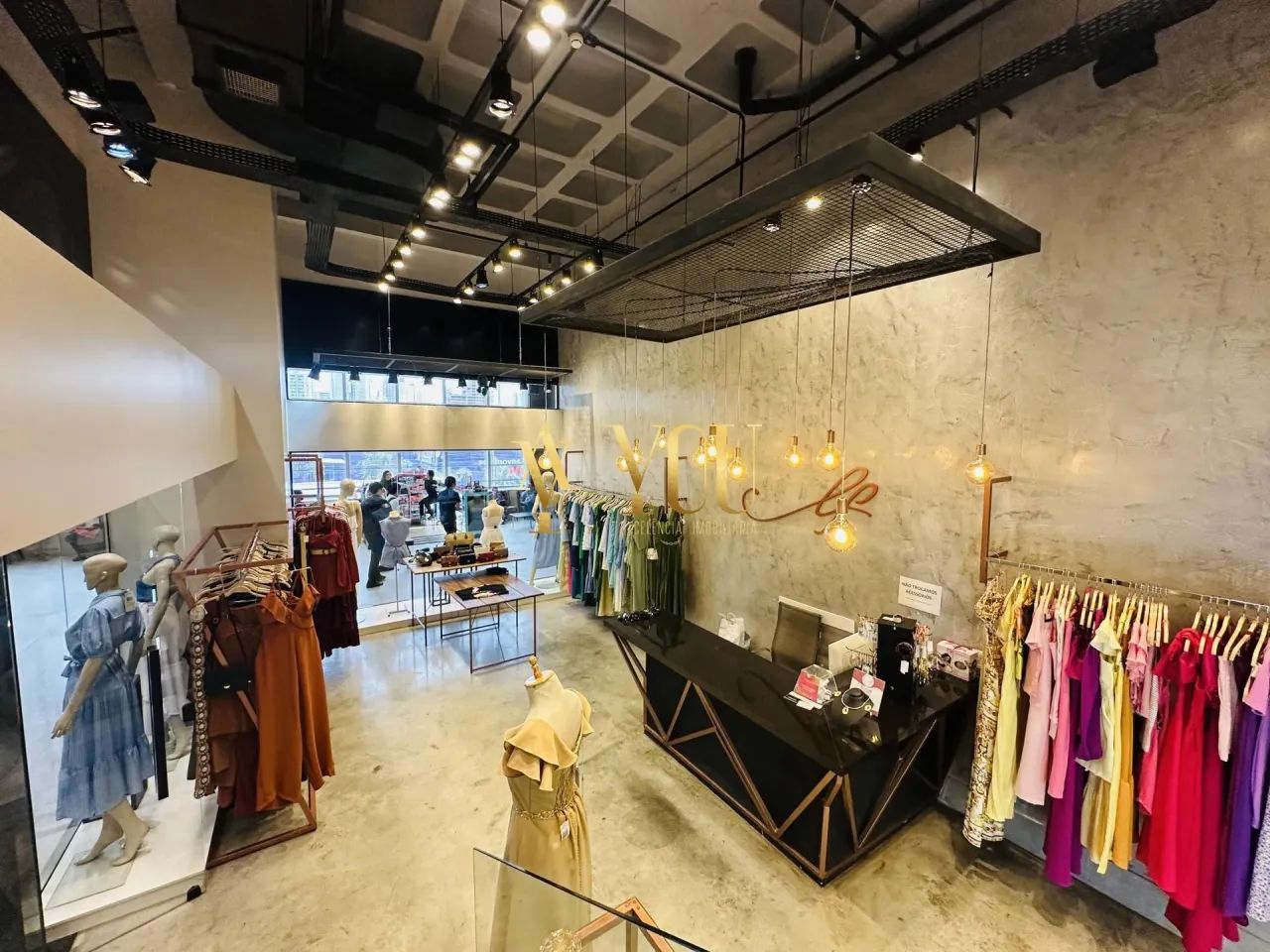 Estrutura de Loja Comercial no Órion Complex  Localização Privilegiada!