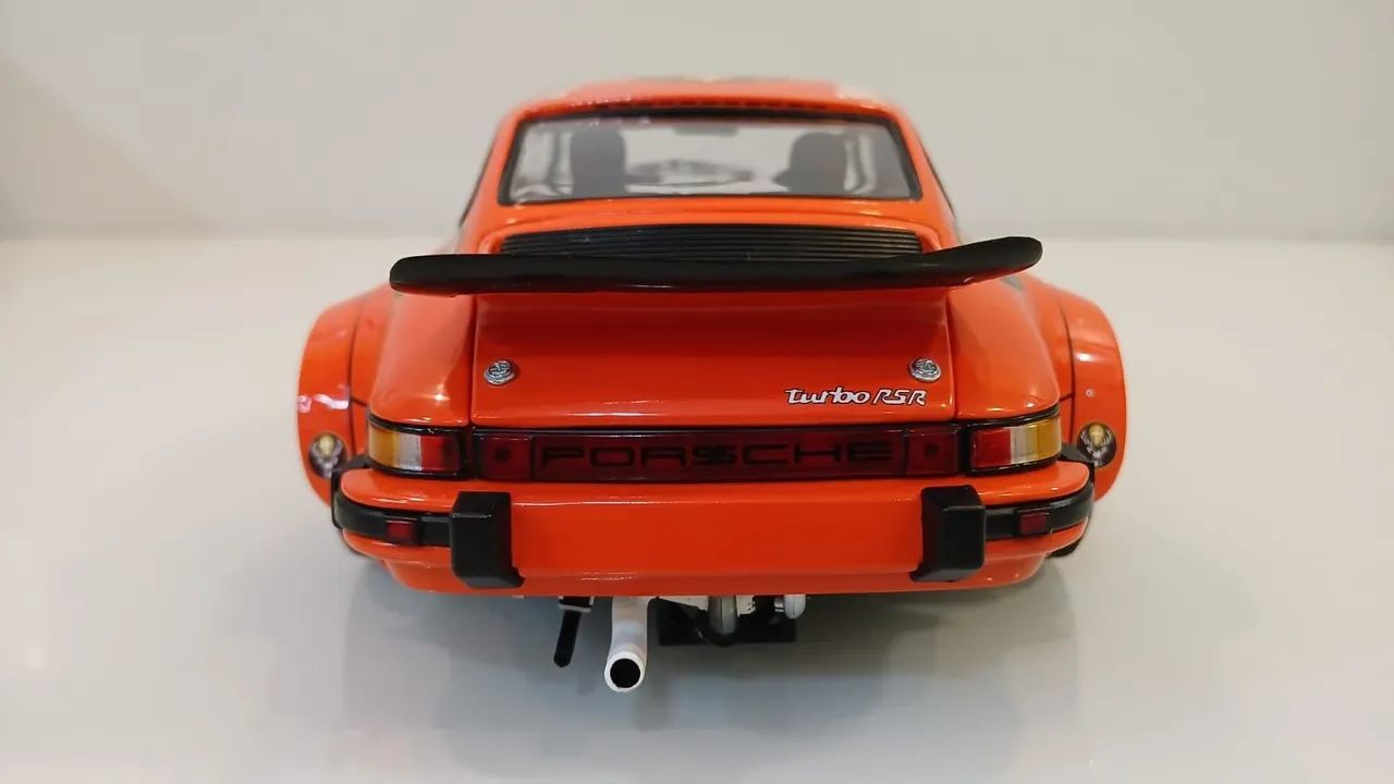 Miniatura Porsche 934 RSR 1976 1/18 - Hobbies e coleções - Vila