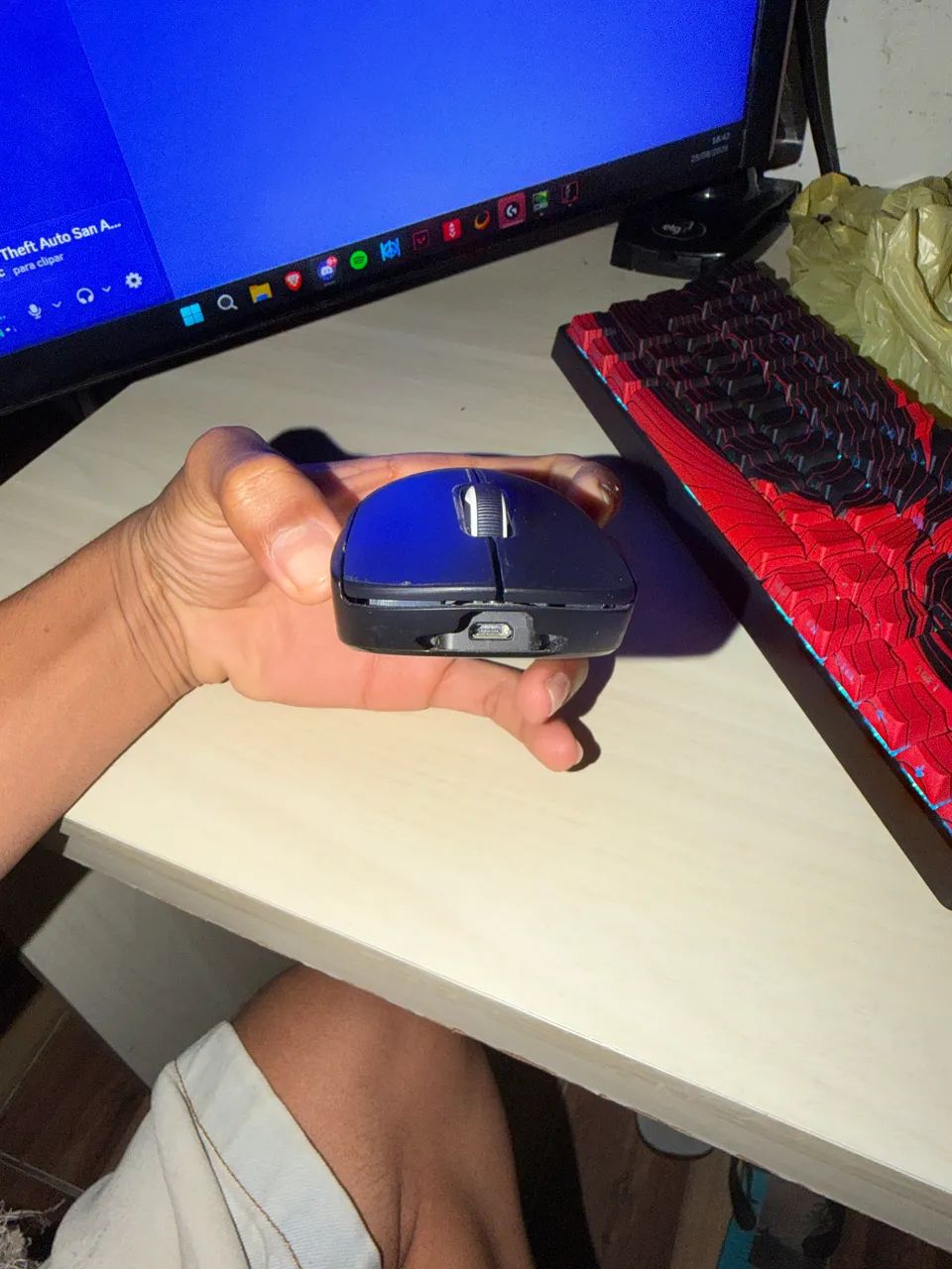 Mouse Logitech g pro superlight  - Foto 2