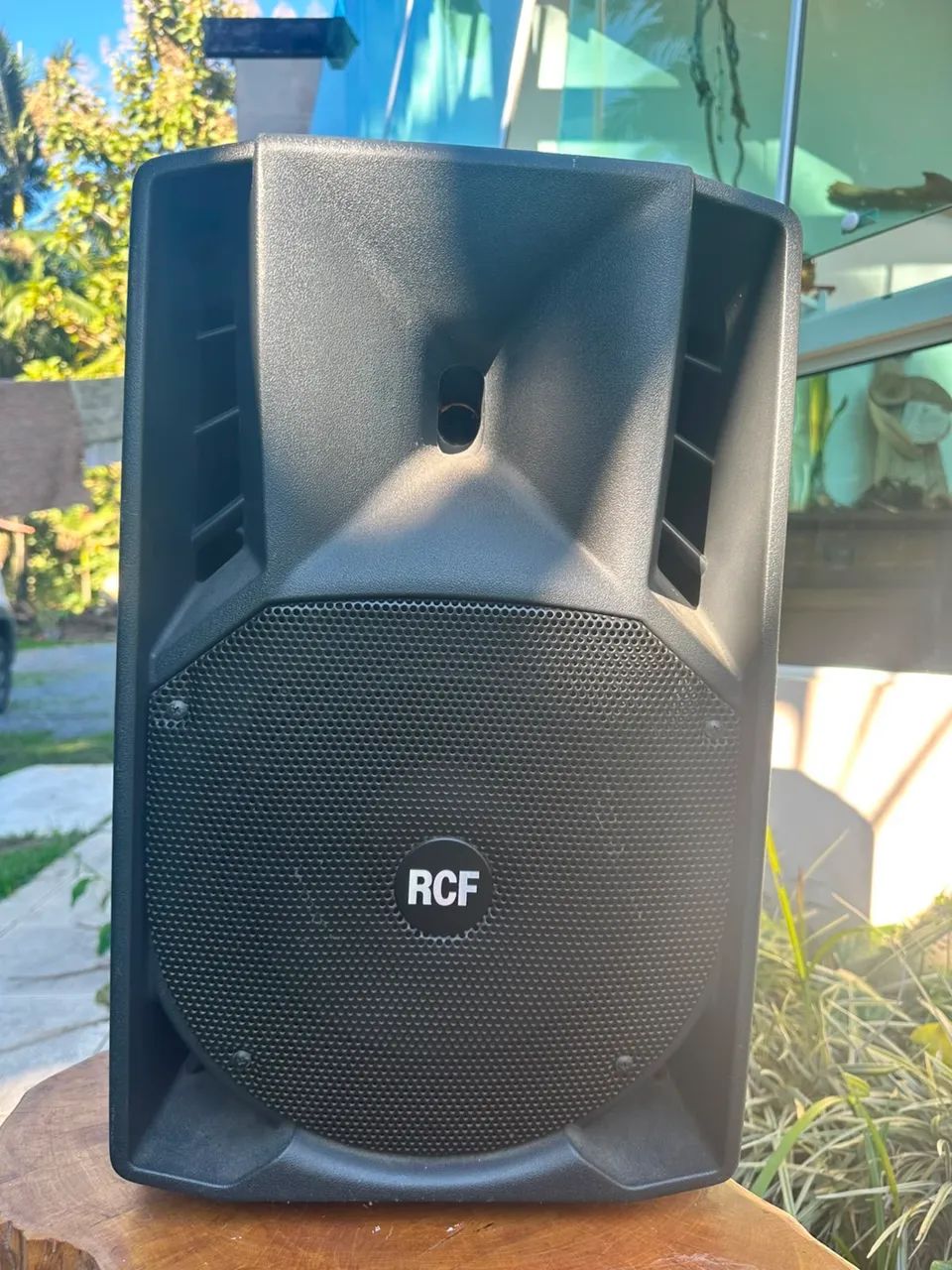 Caixa de som RCF ART410 semi Nova 