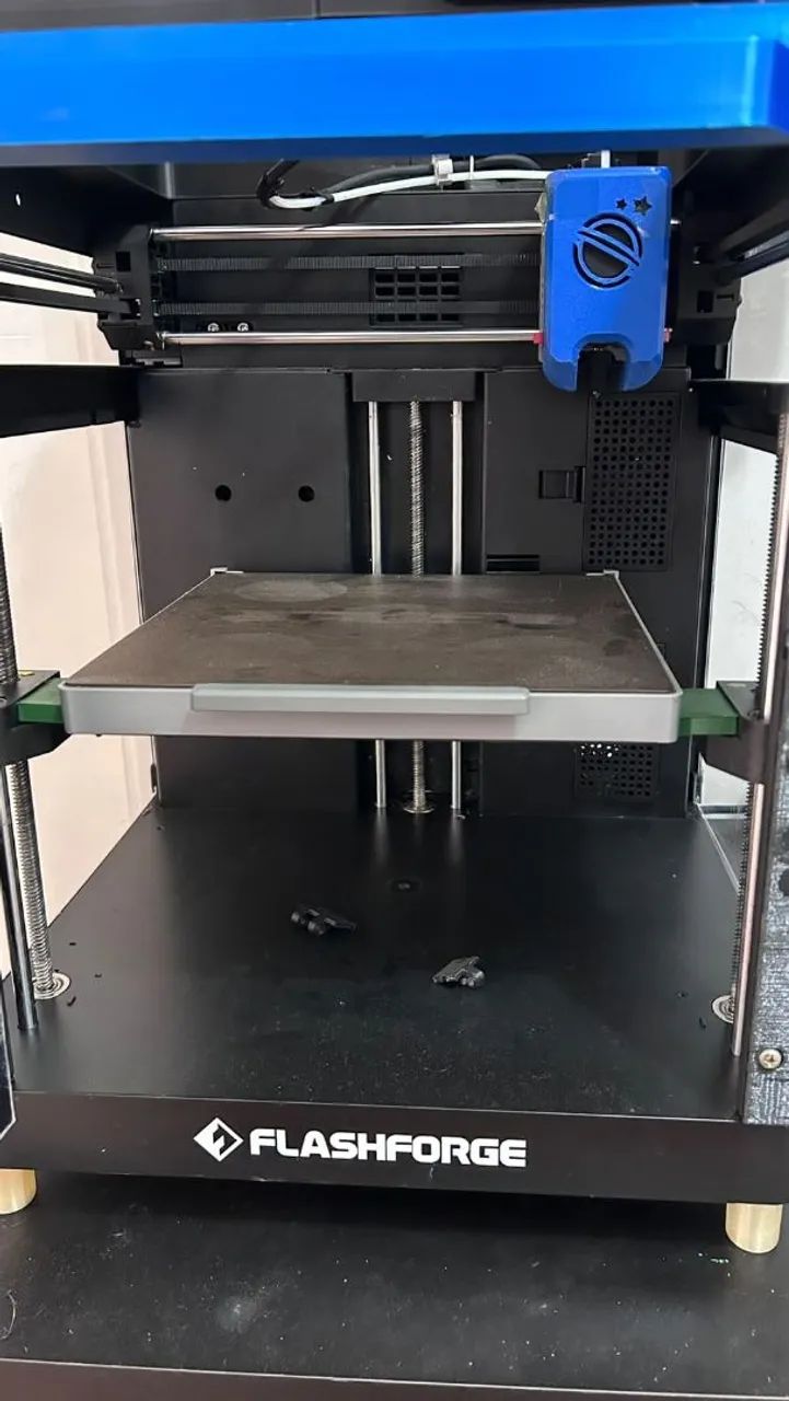 Impressora flashforge 5M em bom estádo funcionando perfeitamente ótima impressora  - Foto 4
