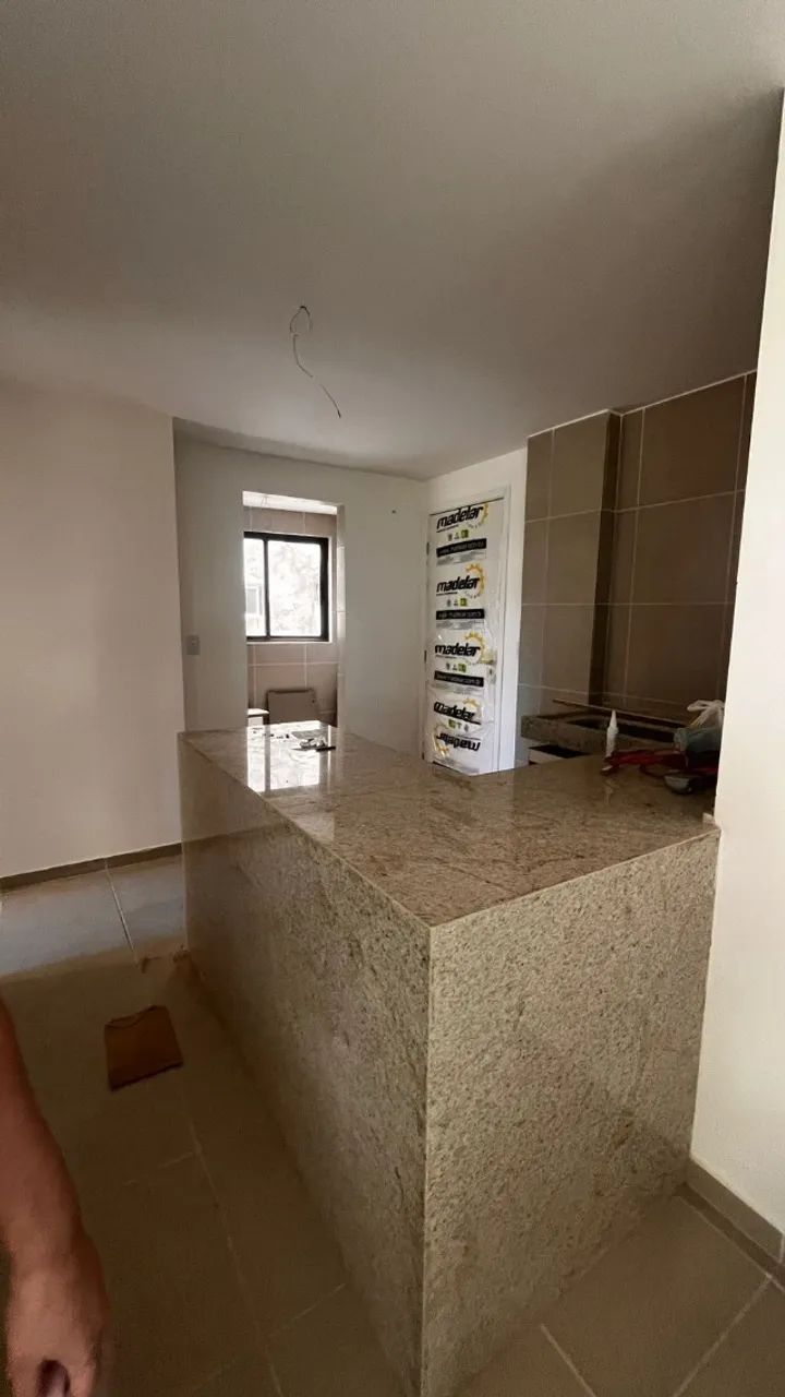 Alugo apartamento com 2 quartos nos Aflitos - Foto 2