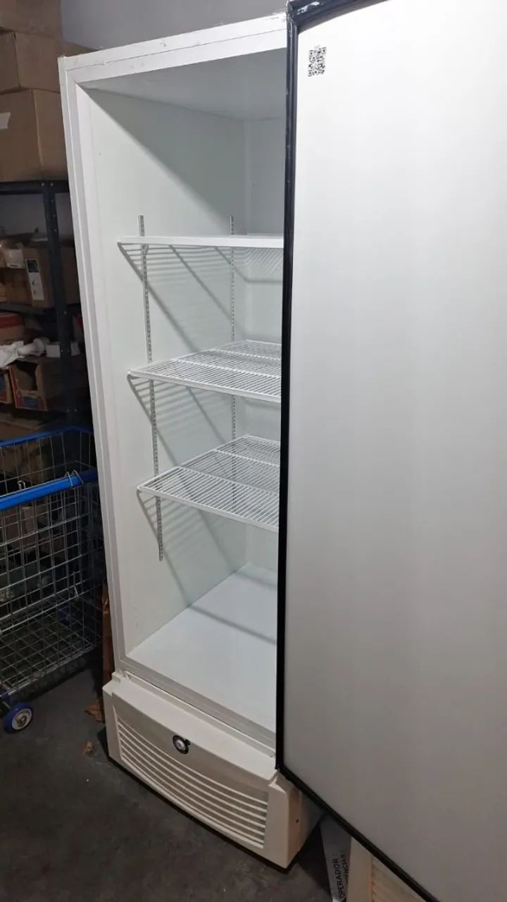 Freezer vertical padrão 2C000 569L - Foto 2