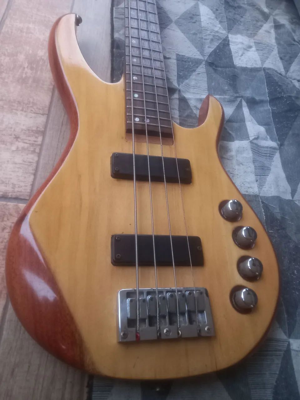 Contra baixo ativo  - Foto 6