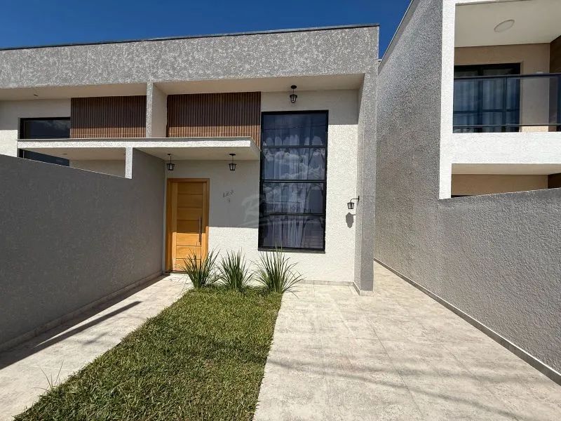 CASA / SOBRADO QUATRO BARRAS - PR