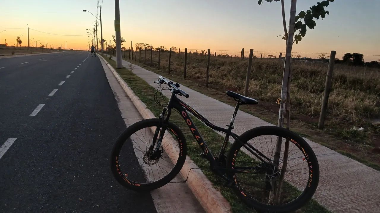 Bicicleta  - Foto 2