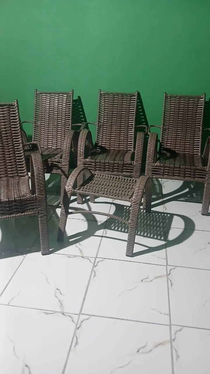 Jogo de cadeiras 