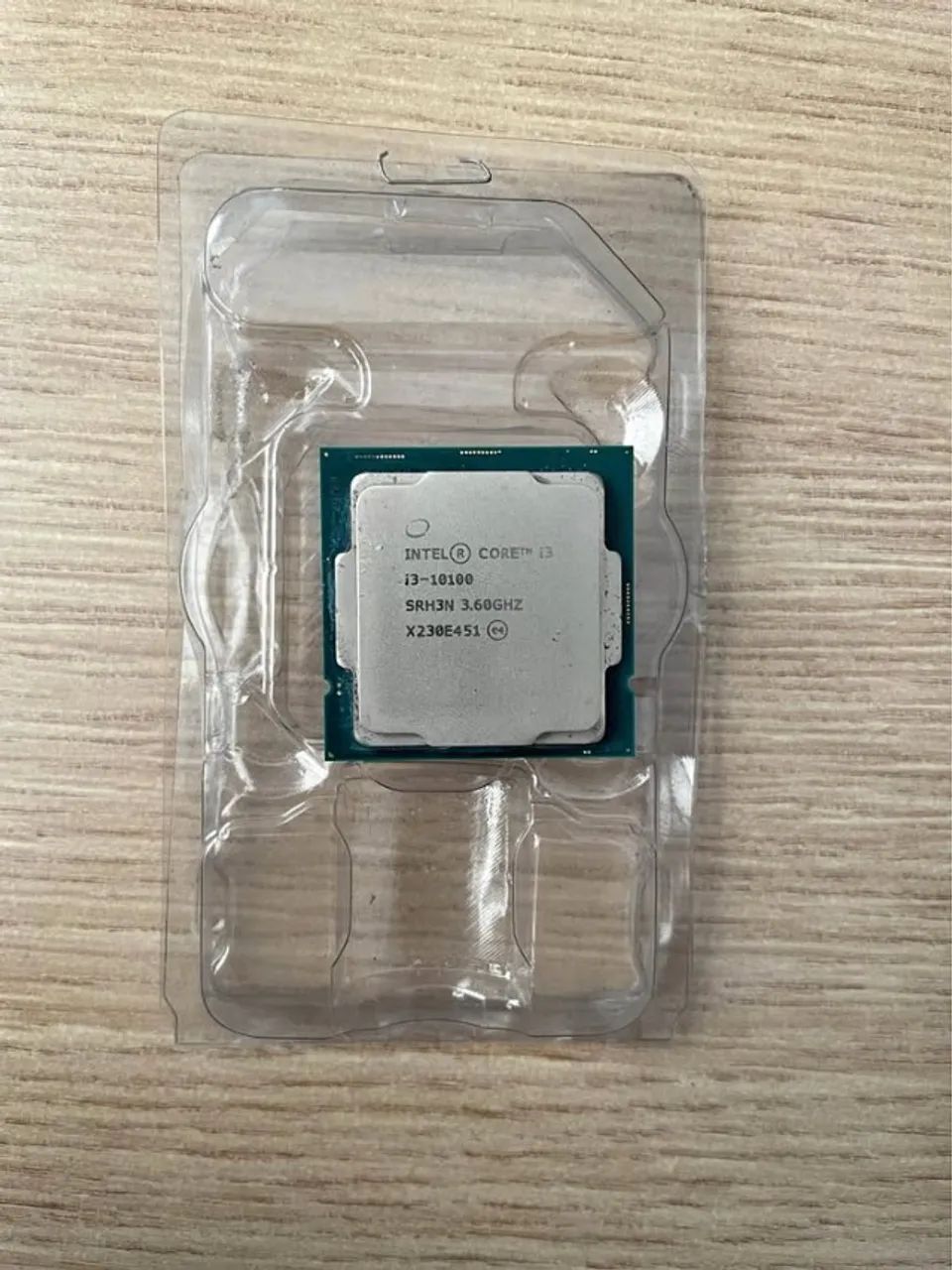 Processador Intel Core i3-10100 LGA 1200 (Com Vídeo Integrado UHD 630)