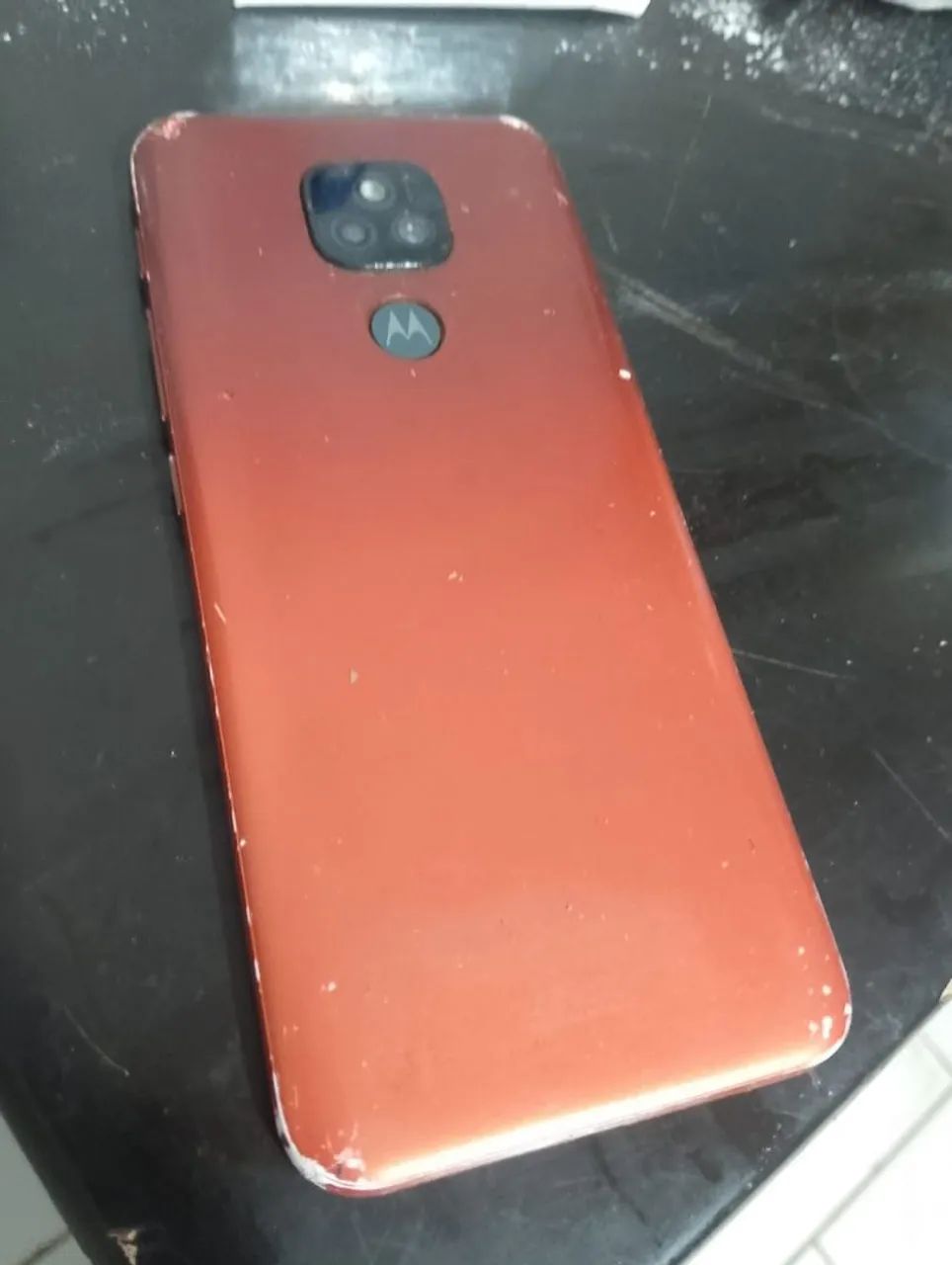 celular smartphone Moto E7 plus 64gb com trinco na tela mas funciona perfeitamente  - Foto 5