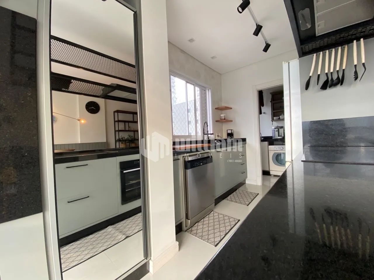 APARTAMENTO SEMI MOBILIADO COM 4 SUÍTES - CENTRO - Foto 5