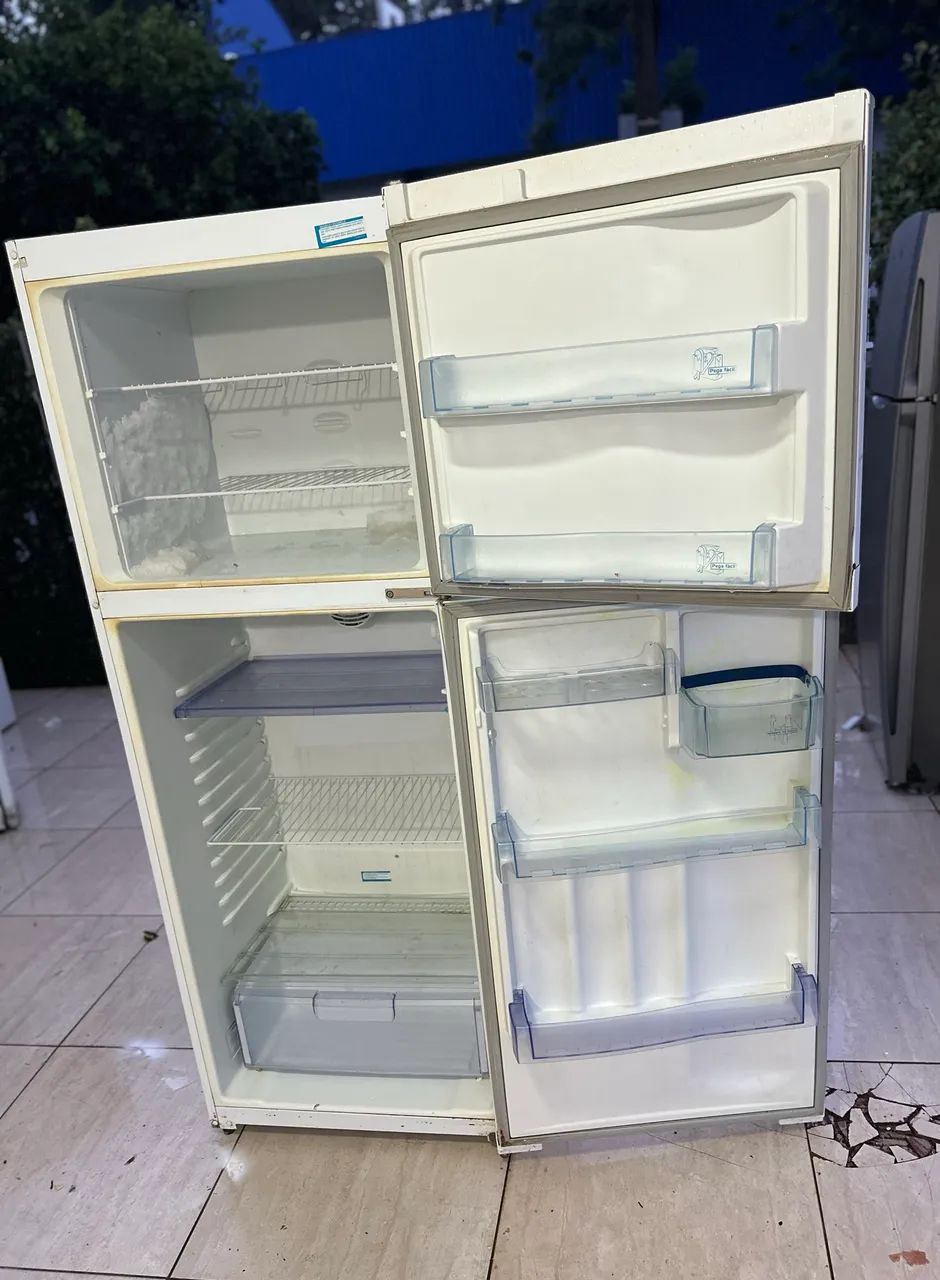 Geladeira Bem grande Duplex De 460 litros - Foto 3