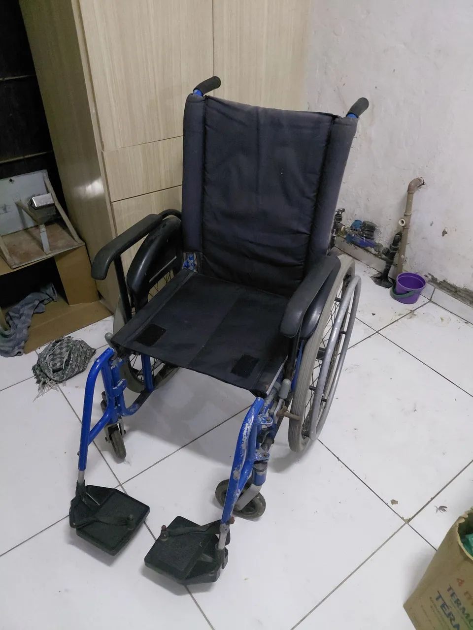 Cadeira de rodas de passeio 