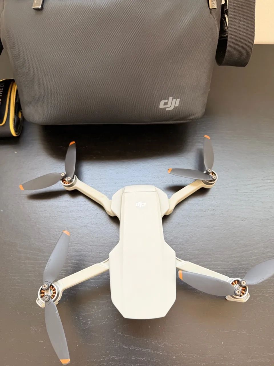 Drone DJI Mini 2 Fly More Combo - 3 baterias + kit filtros + acessórios - Foto 2