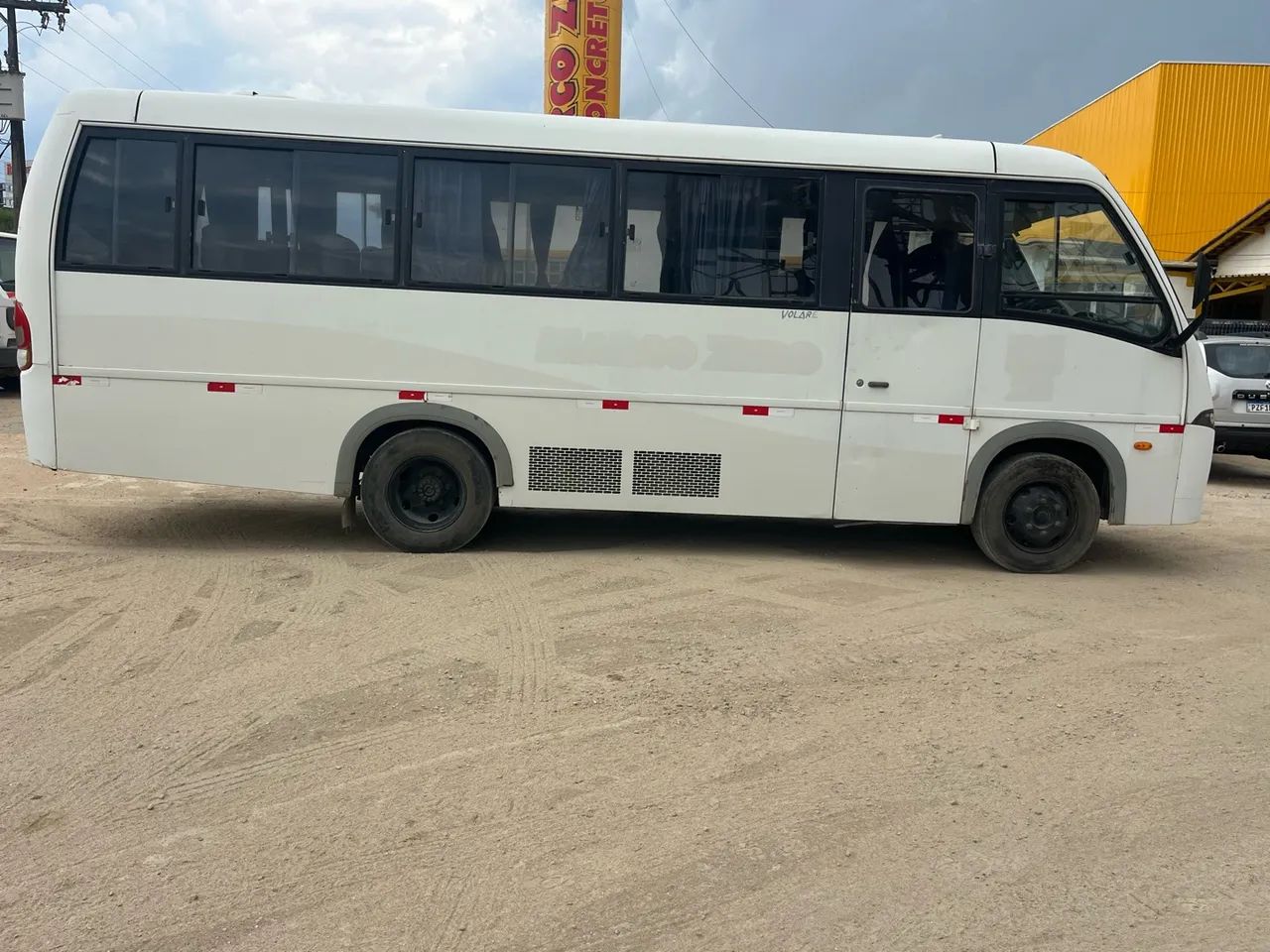 MICRO ÔNIBUS VOLARE V8 - Foto 2