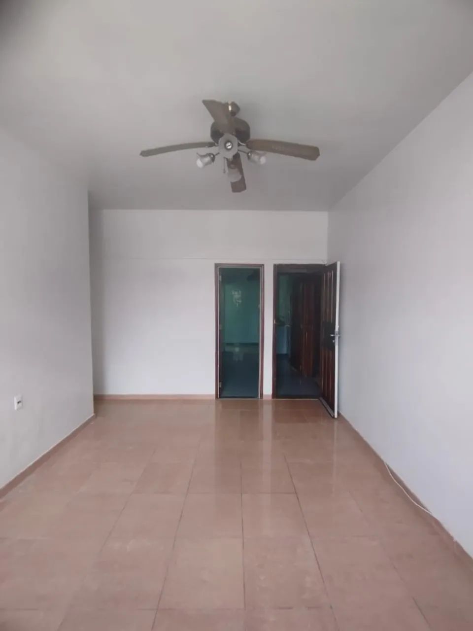 Edifício Malibu, 2 quartos, 1 vaga de garagem - Foto 3