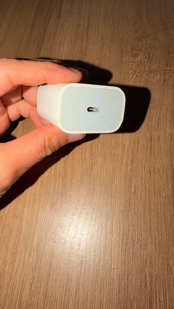Adaptador original Apple 20W - USB-C - Foto 3