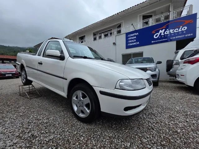 Volkswagen Saveiro 1.8 MI 2002 - Foto 2