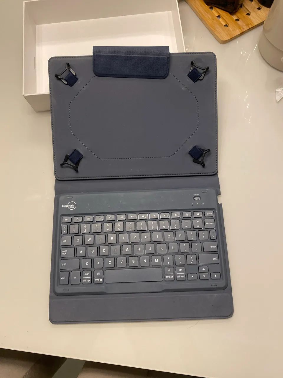 Ipad 9 geração de 256gb (Com caixa + capa com teclado) - Tablets e