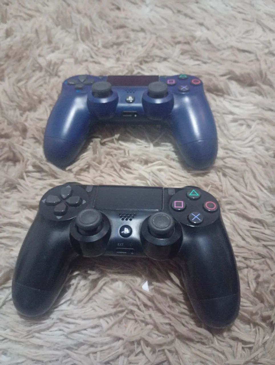 PS4 FAT com 2 controles  - Foto 4
