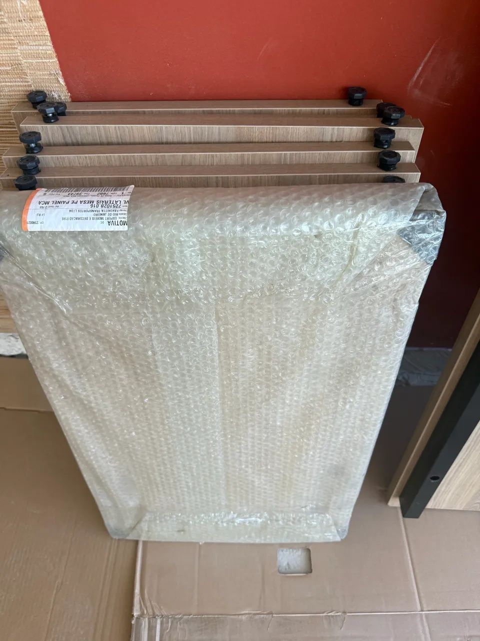 Mesa MDF para escritório nova  - Foto 4