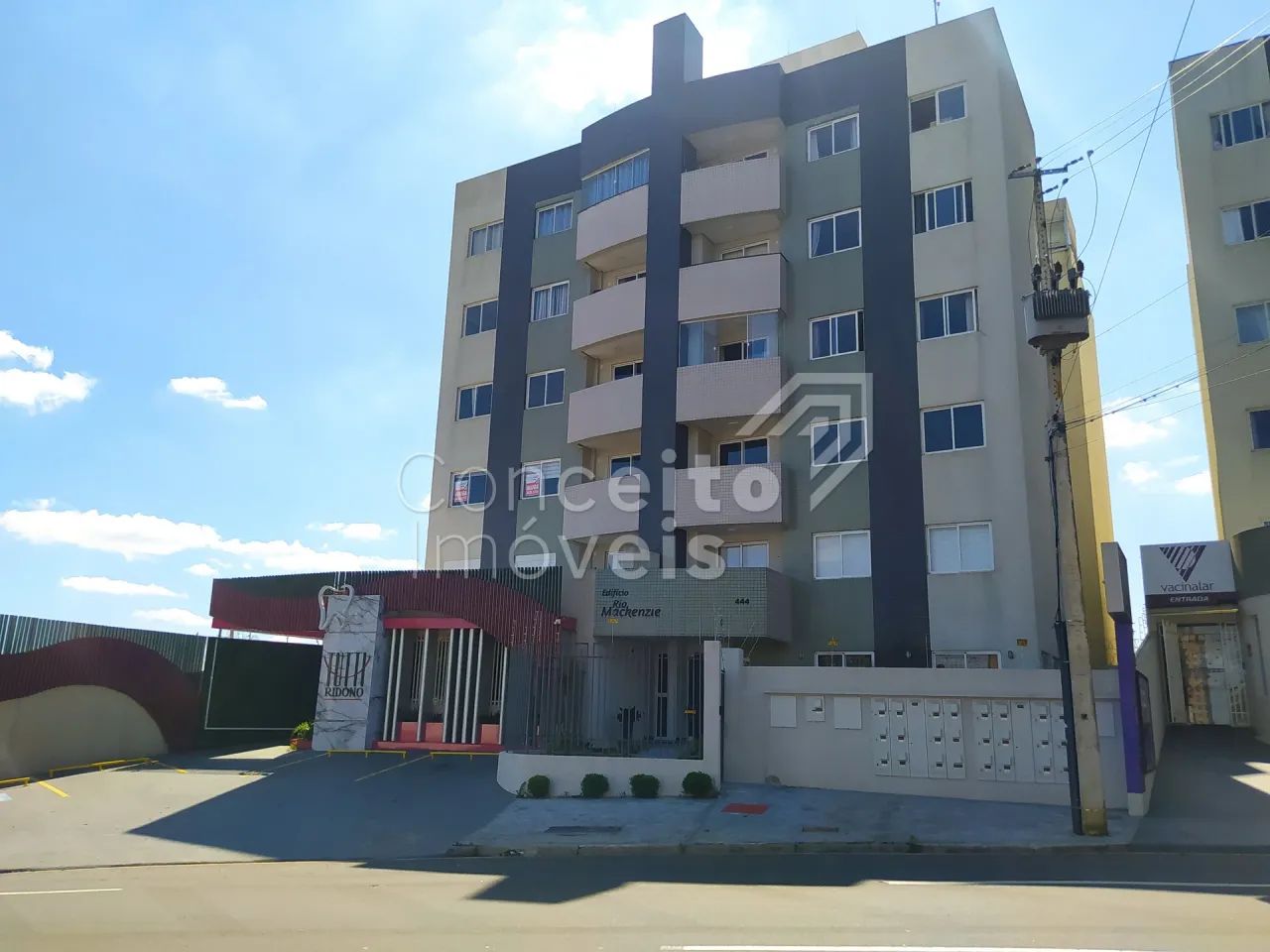 Edifício Mackenzie - Vila Estrela - Apartamento Semimobiliado
